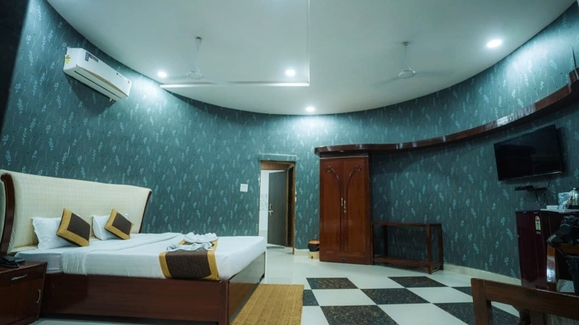 Family Suite Living Area